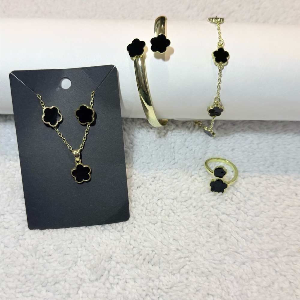 Women's Jewelry Set 5Pcs Clover 4 Leaves Gold and Onyx - - Picture 5 of 6